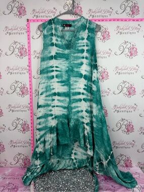 Model France dress blue White Tie-Dye Sleeveless V-Neck Tunic Dress